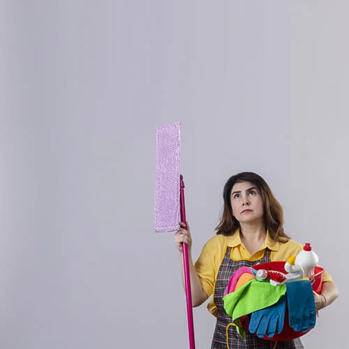 Уход за натяжными потолками