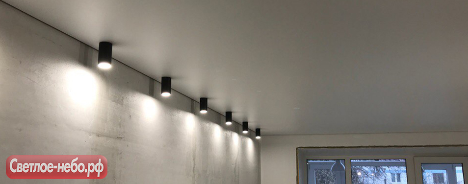 Plusi naniazhnogo potolka